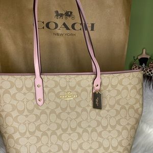 Authentic Coach Reversible Tote F36658 -Light Pink